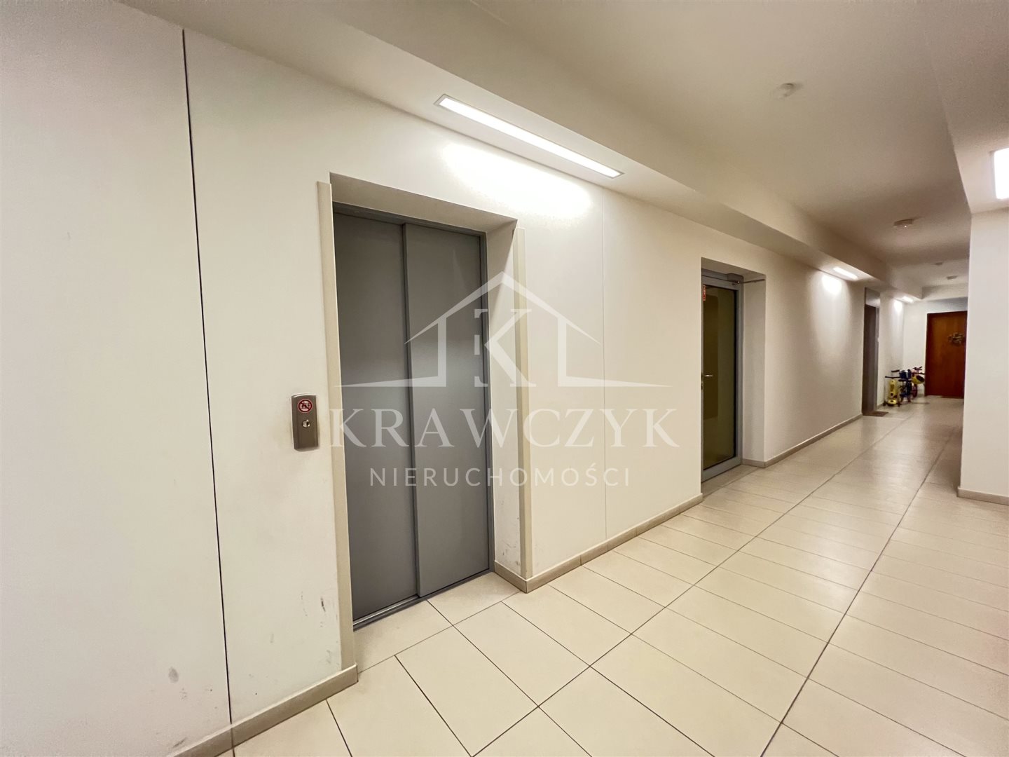 3 pokoje, 2piętro, winda, balkon, komórka-GUMIEŃCE (14)