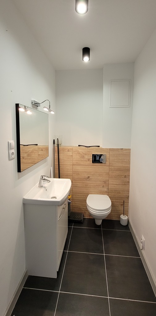 Lokal użytkowy  ok. 20 m! (3)