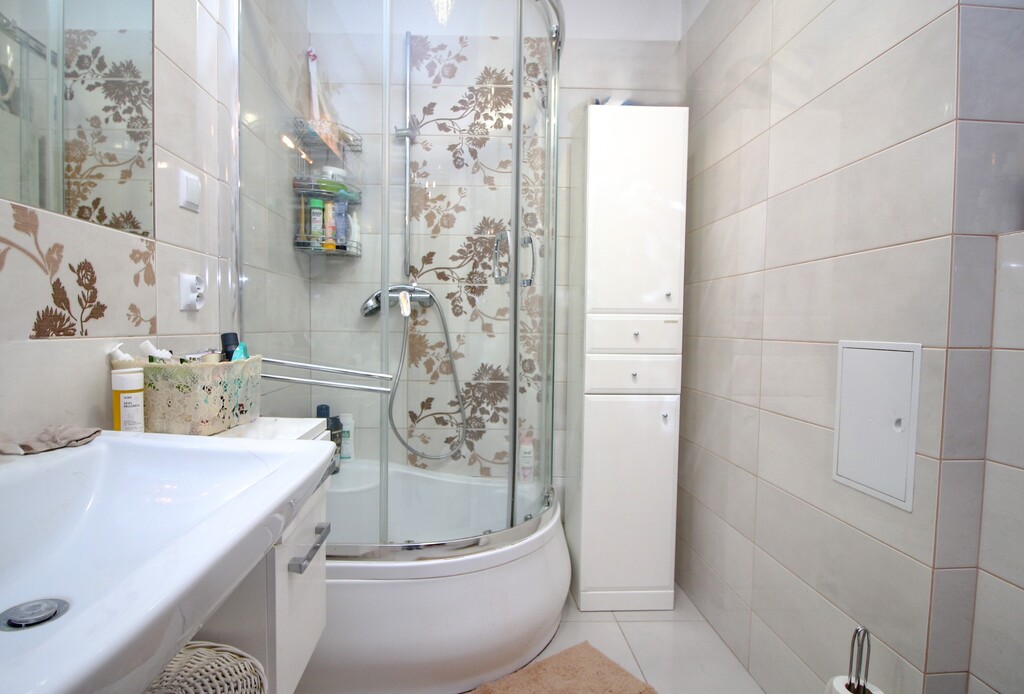 Rezerwacja !! 48m2, 2 pokoje, ul.Okrzei (7)