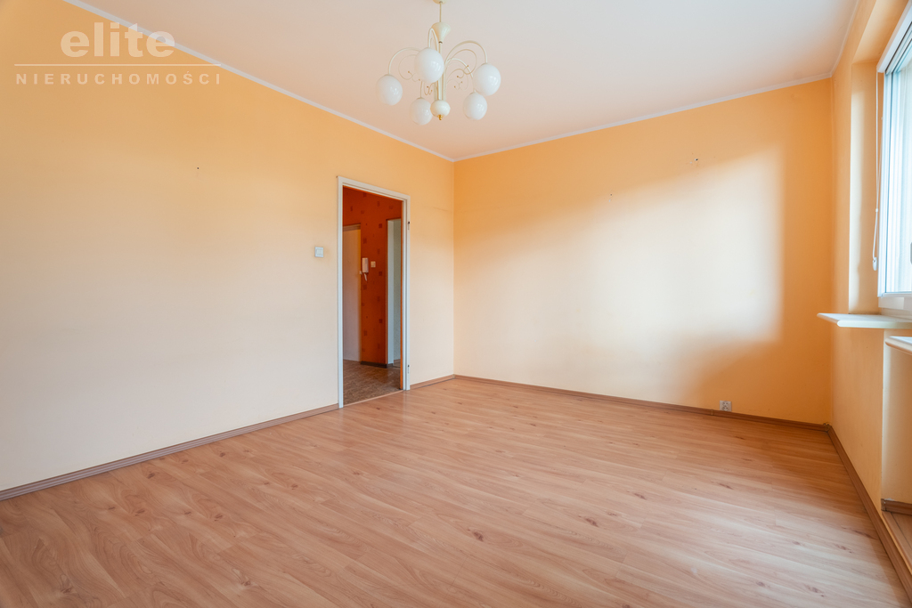 3 pokoje, duży balkon, piwnica (3)