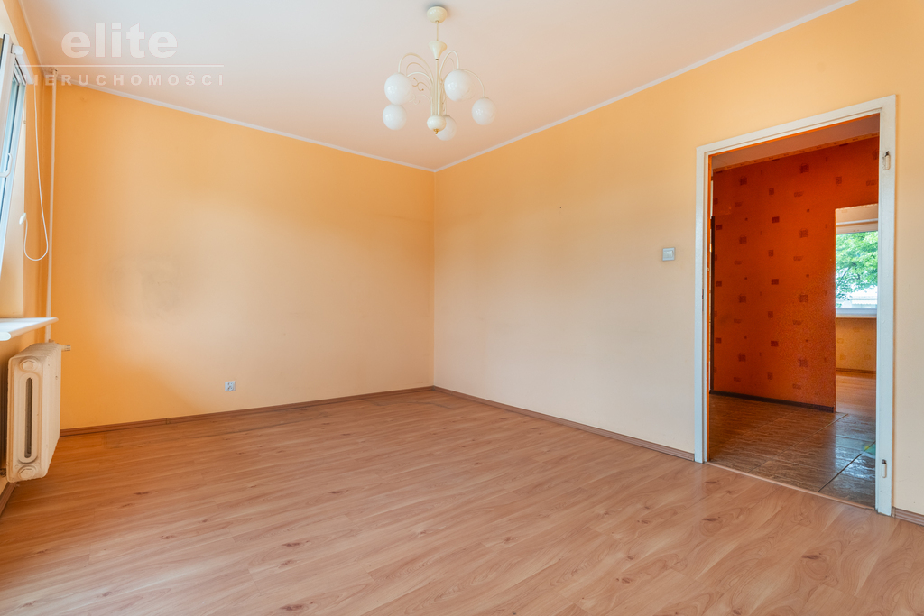 3 pokoje, duży balkon, piwnica (4)