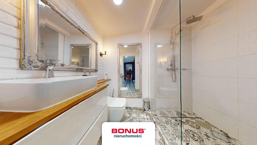 Apartament z parkingiem ścisłe centrum Bogurodzicy (8)