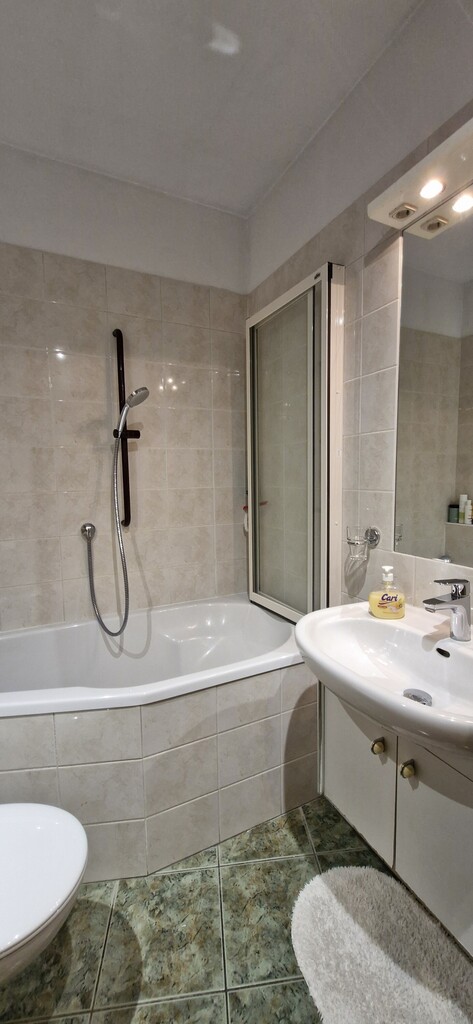 Mieszkanie trzypokojowe z balkonem 59,40 mkw. (10)