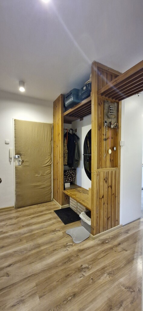 Mieszkanie trzypokojowe z balkonem 59,40 mkw. (9)