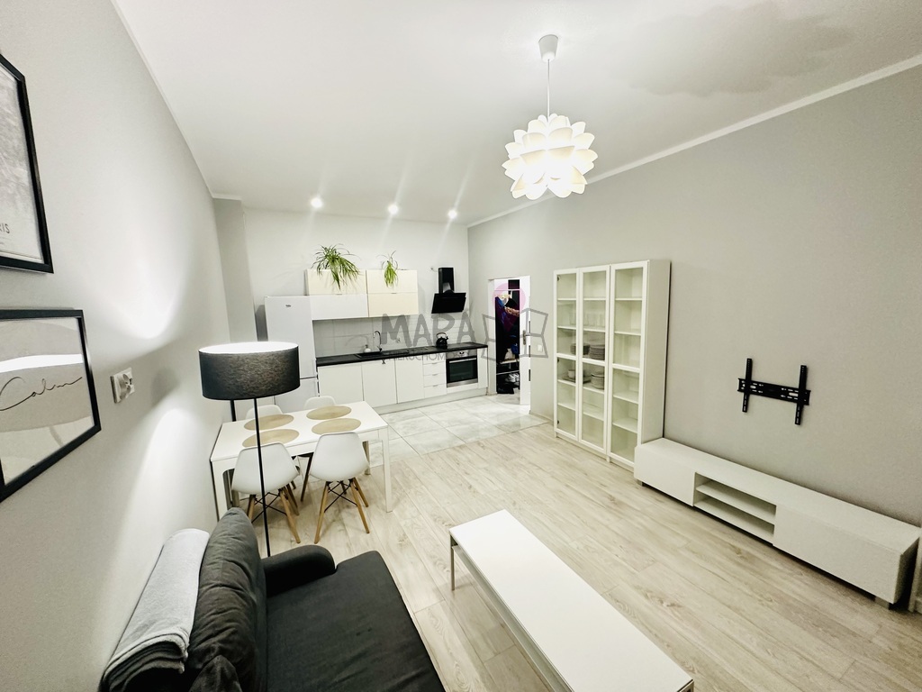 2 pokoje w idealnej lokalizacji (balkon i parking) (1)