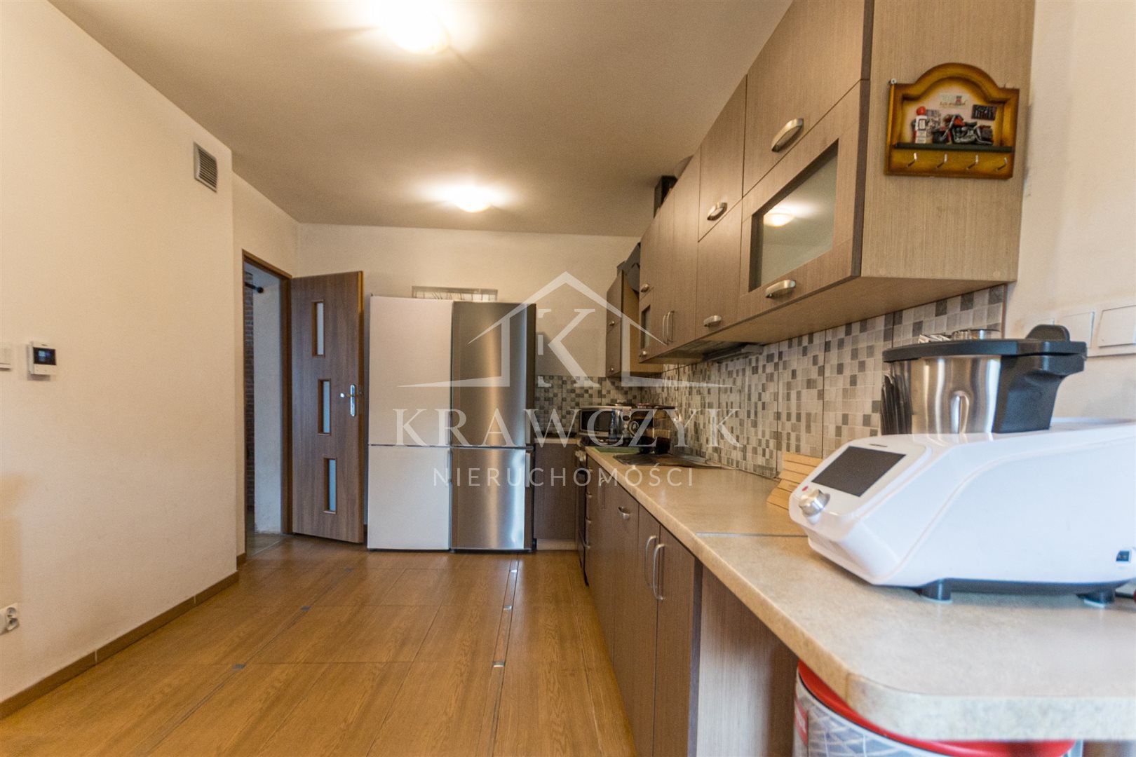 Dom z warsztatem  (7)