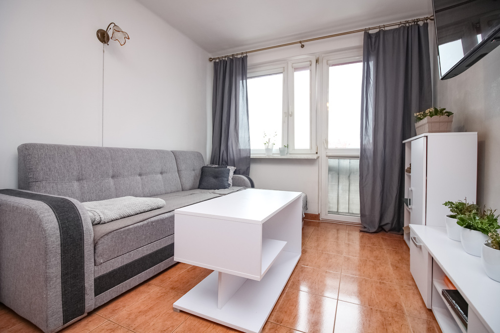 Cena w dół!! 2 pokoje >> obok Galerii Starówka << (4)