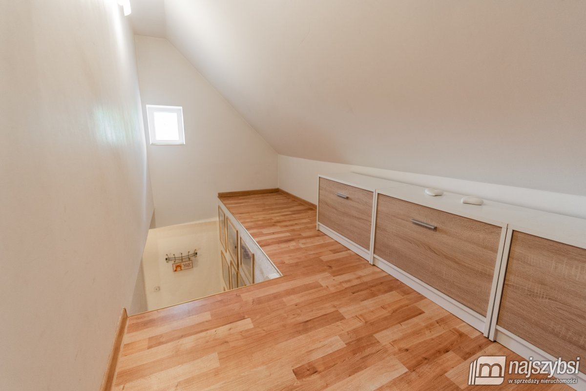 Danowo k. Goleniowa- dom wolnostojący (14)