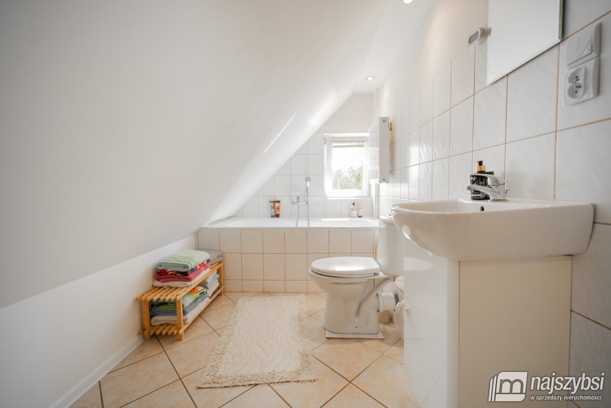 Danowo k. Goleniowa- dom wolnostojący (22)