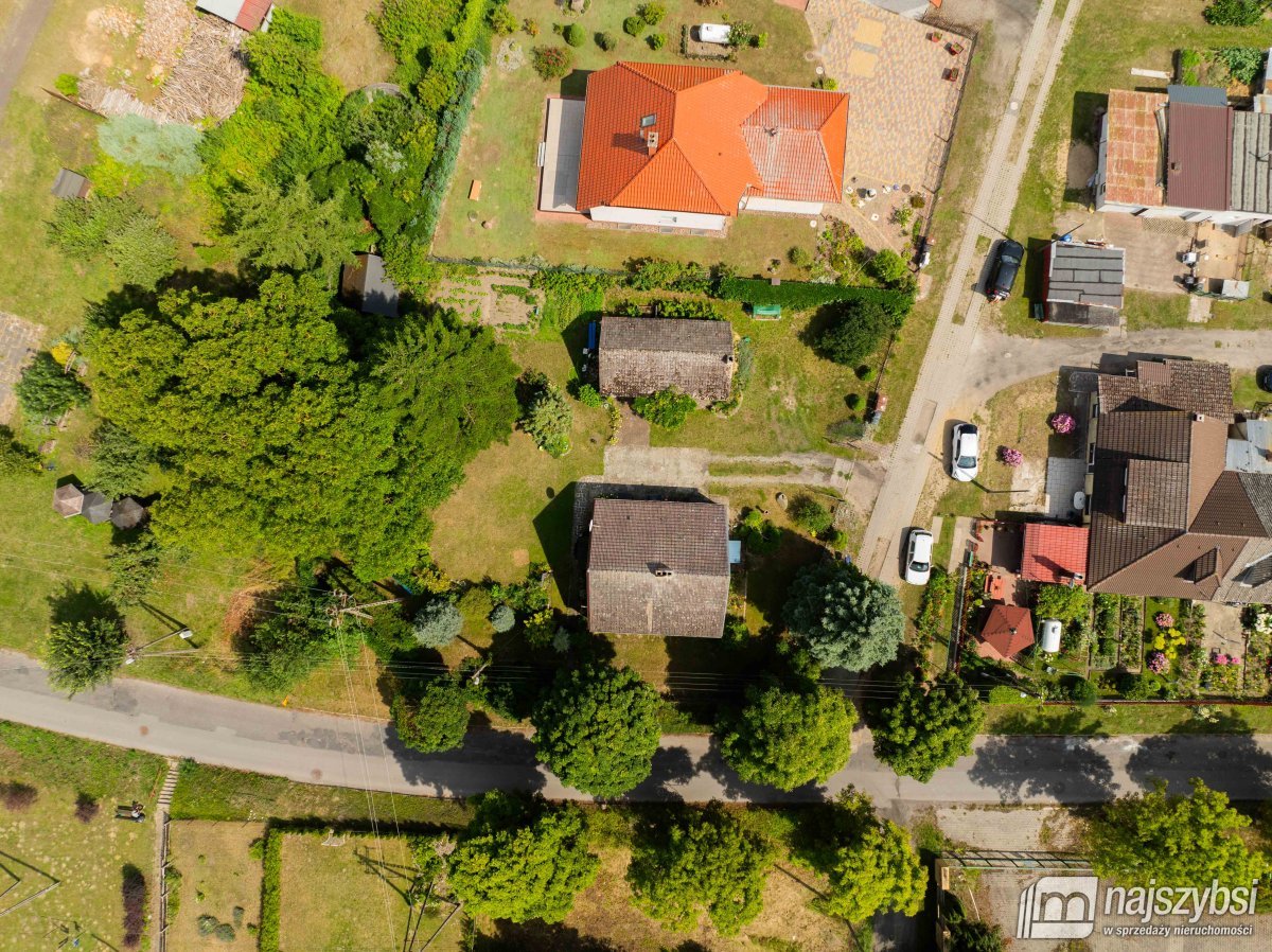 Danowo k. Goleniowa- dom wolnostojący (28)