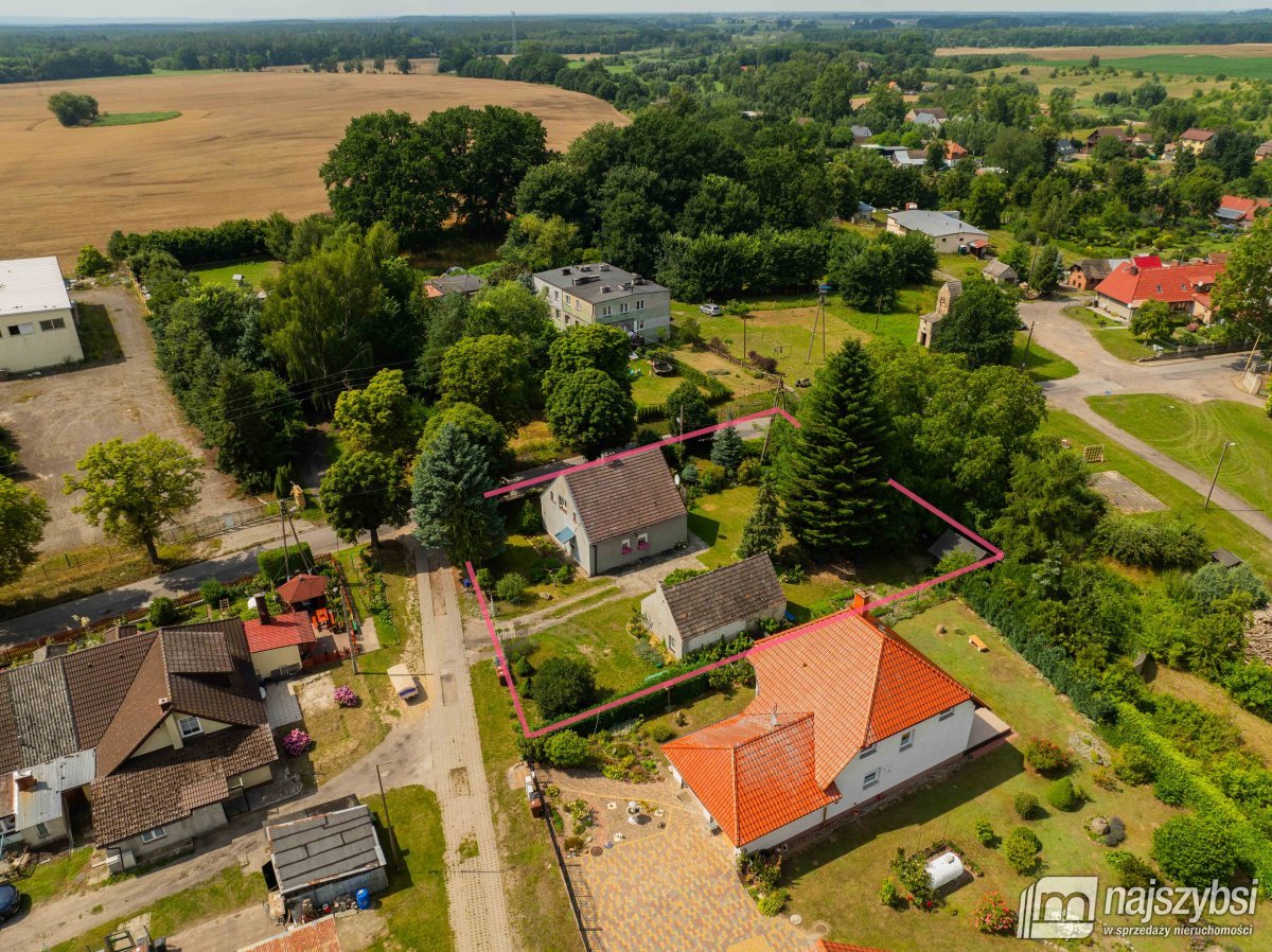 Danowo k. Goleniowa- dom wolnostojący (3)