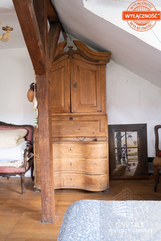 Piętro domu w atrakcyjnej lokalizacji (3)