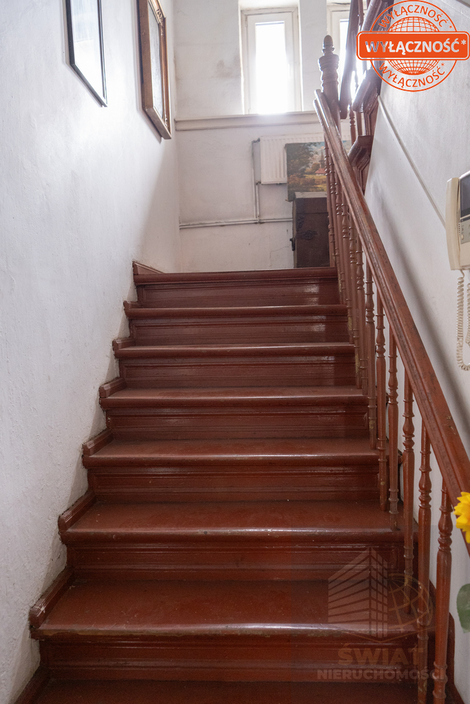 Piętro domu w atrakcyjnej lokalizacji (5)