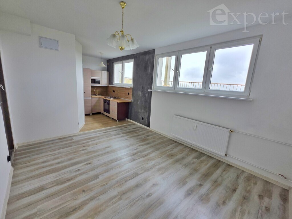 Kawalerka na 11 piętrze - jedyna taka na Starówce (1)