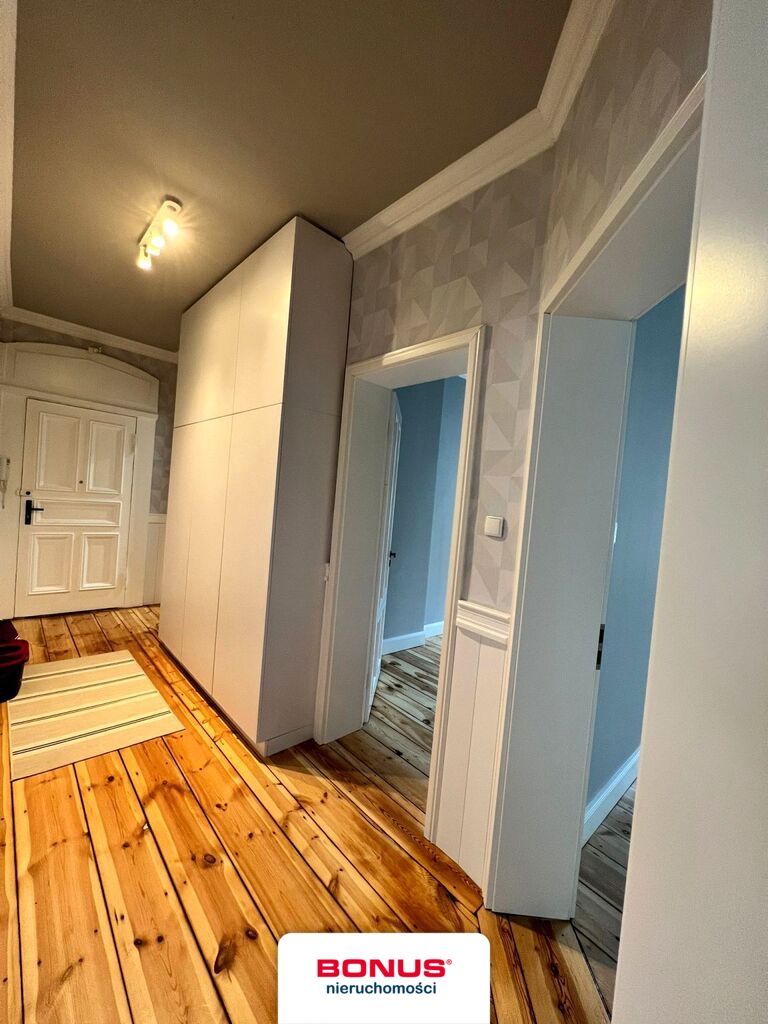 Trzypokojowe mieszkanie niedaleko Wałów Chrobrego (6)