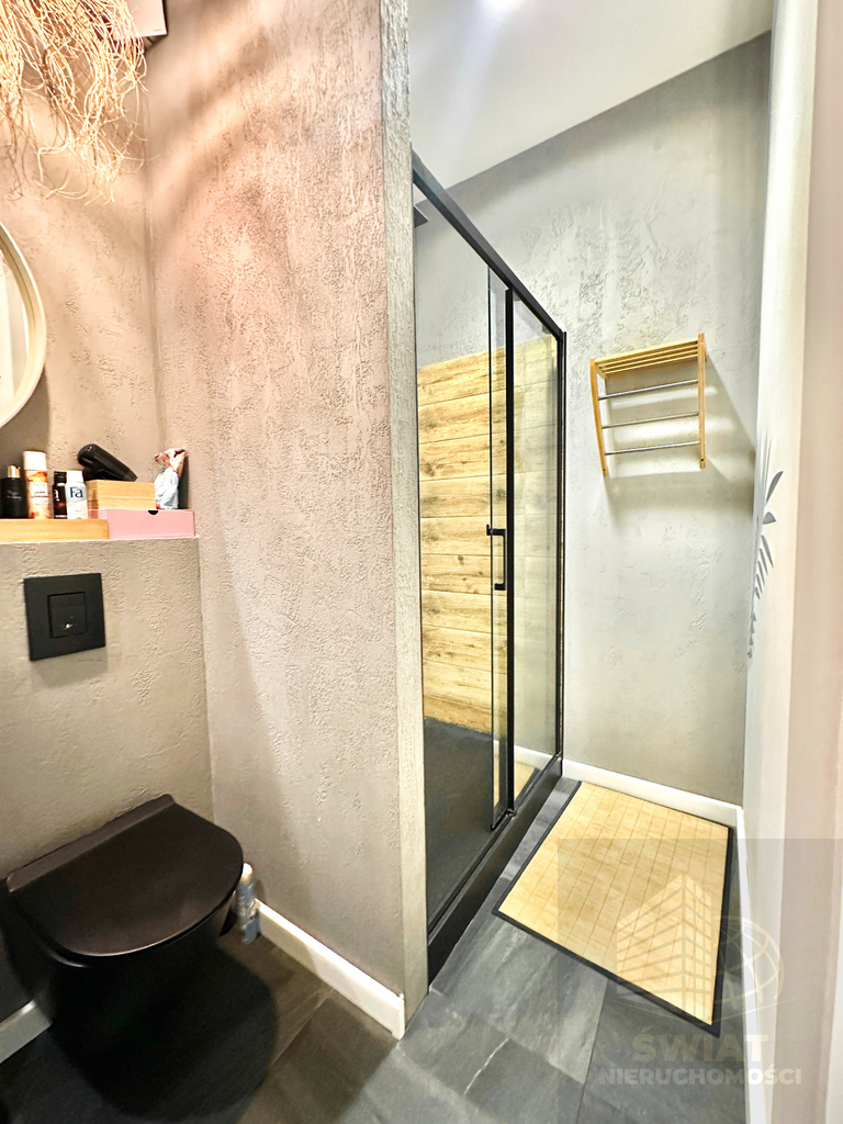 Lokal na wynajem  97,3 m2 w centrum miasta (10)