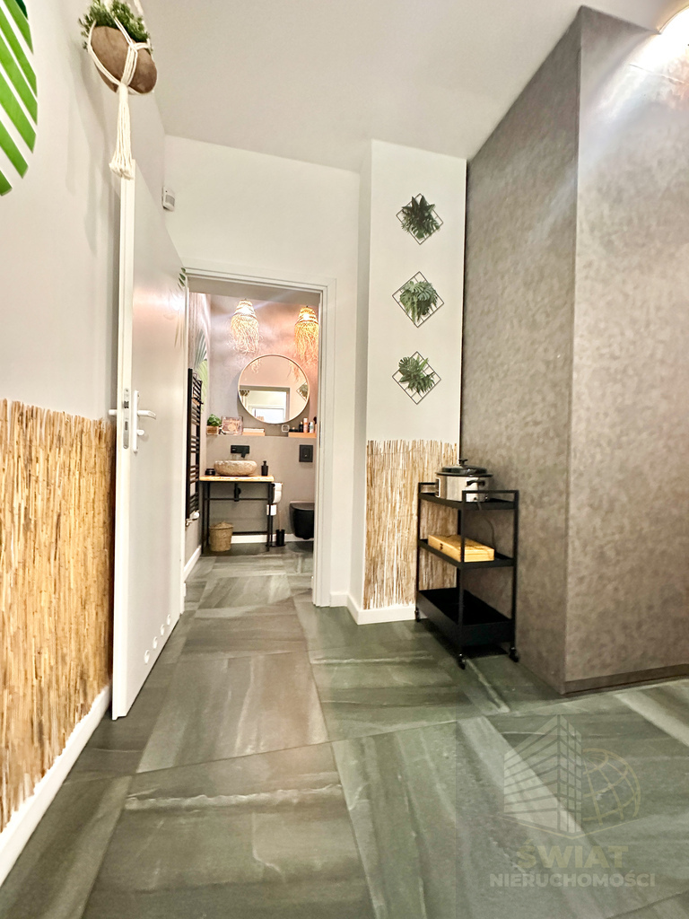 Lokal na wynajem  97,3 m2 w centrum miasta (11)