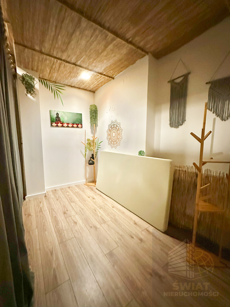 Lokal na wynajem  97,3 m2 w centrum miasta (12)