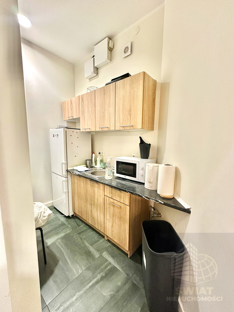 Lokal na wynajem  97,3 m2 w centrum miasta (13)