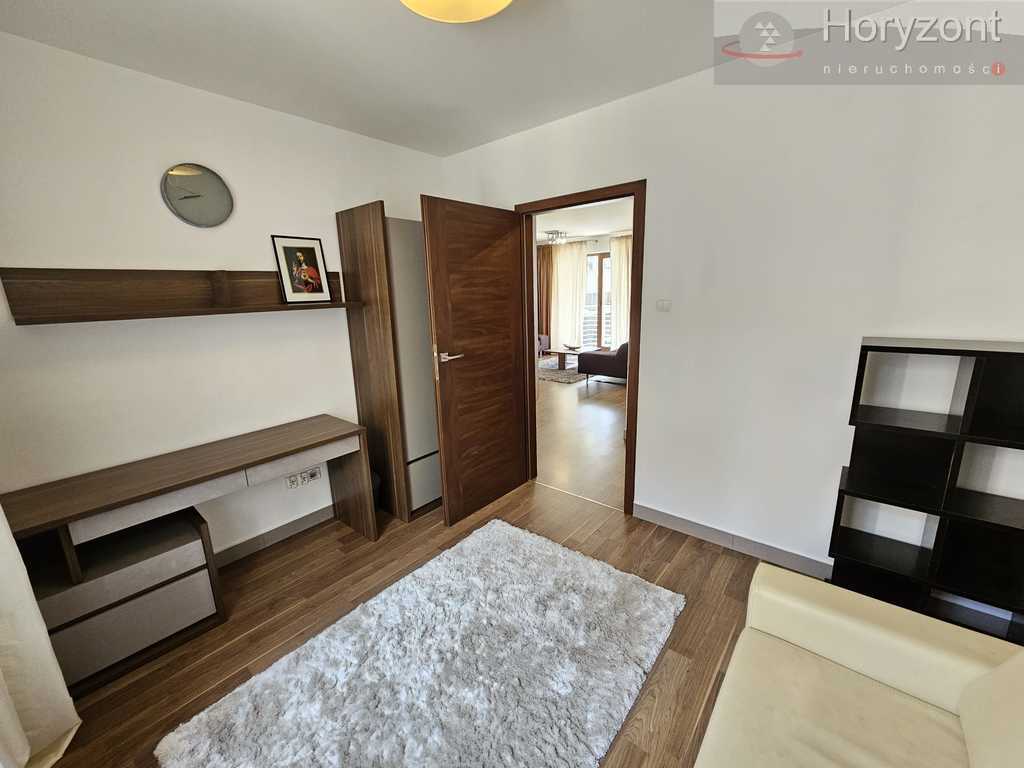 Apartament 3pok.,winda, garaż, balkon - Centrum (14)