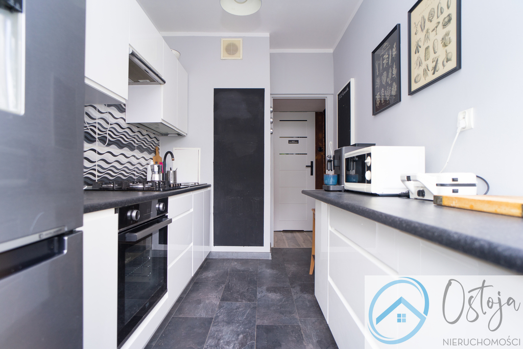 2 Pokoje- Spółdzielcze Własnościowe- Oś. Zdroje (4)