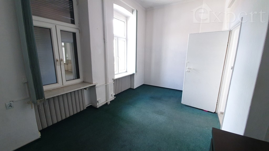 Ścisłe centrum miasta  -ul.Dworcowa (11)