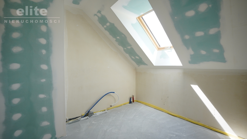 Na sprzedaż ostatni bliźniak 5 pokoi ślepa ulica (18)