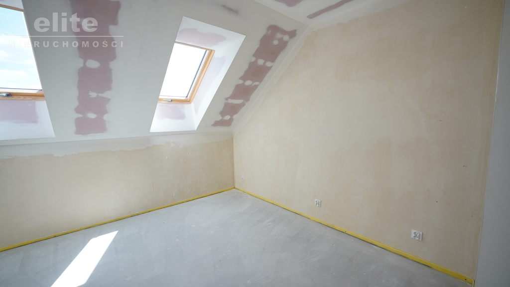 Na sprzedaż ostatni bliźniak 5 pokoi ślepa ulica (20)