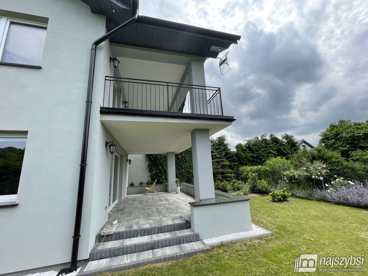 Nowogard - Karsk - Duży dom wolnostojący (4)