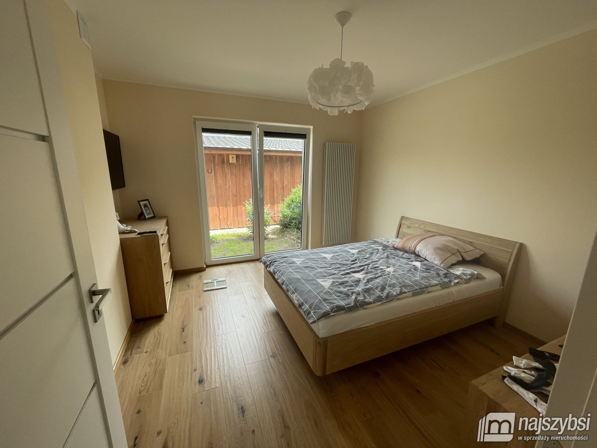 Nowogard - Karsk - Duży dom wolnostojący (9)