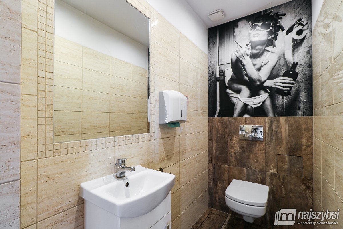 Dom z lokalem użytkowym  (12)