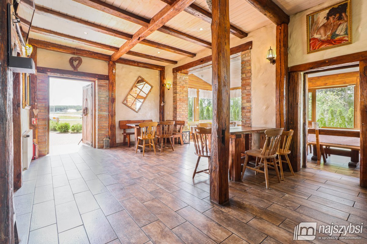 Dom z lokalem użytkowym  (14)