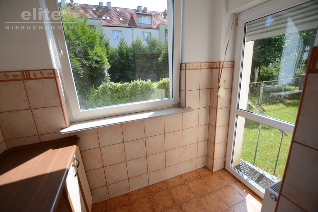 Pogodno 2 pokojowe mieszkanie z ogrodem 40m2 (9)