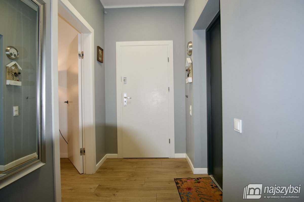 Pilchowo- Komfortowy dom z ogródkiem i garażem (12)