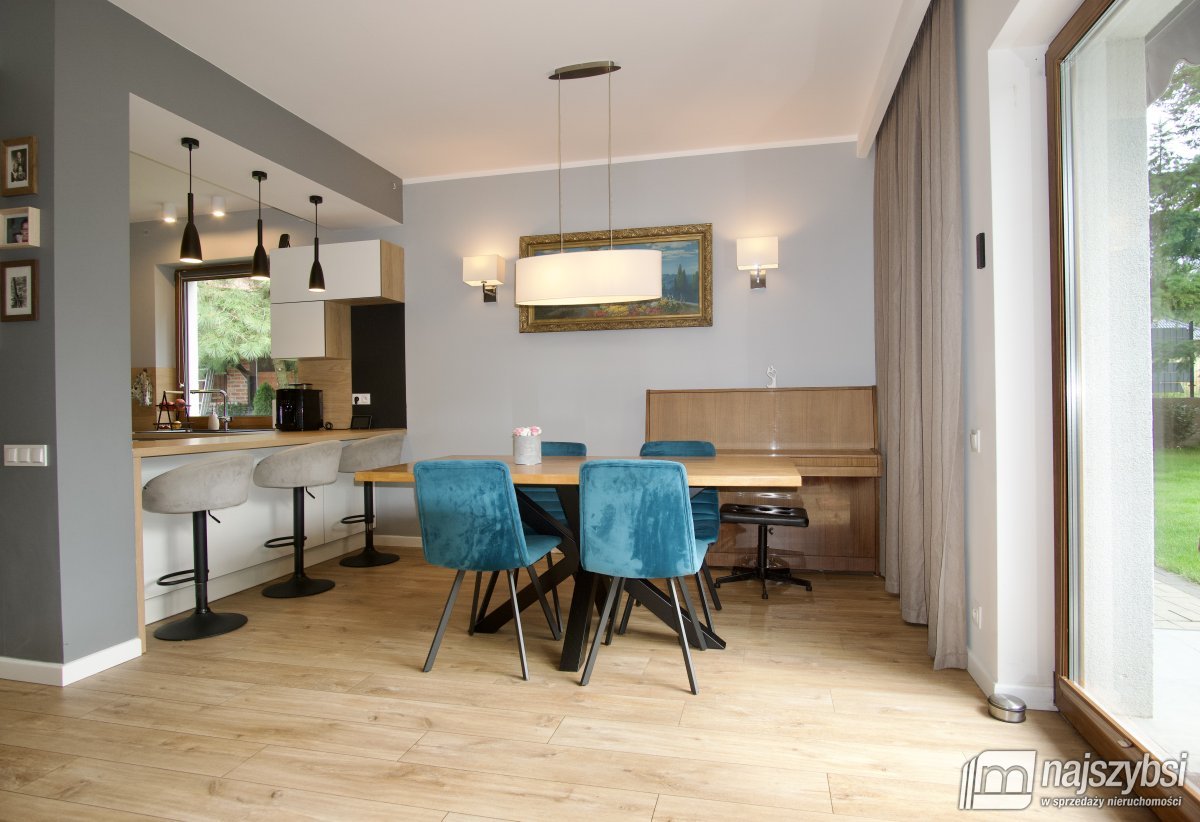 Pilchowo- Komfortowy dom z ogródkiem i garażem (2)