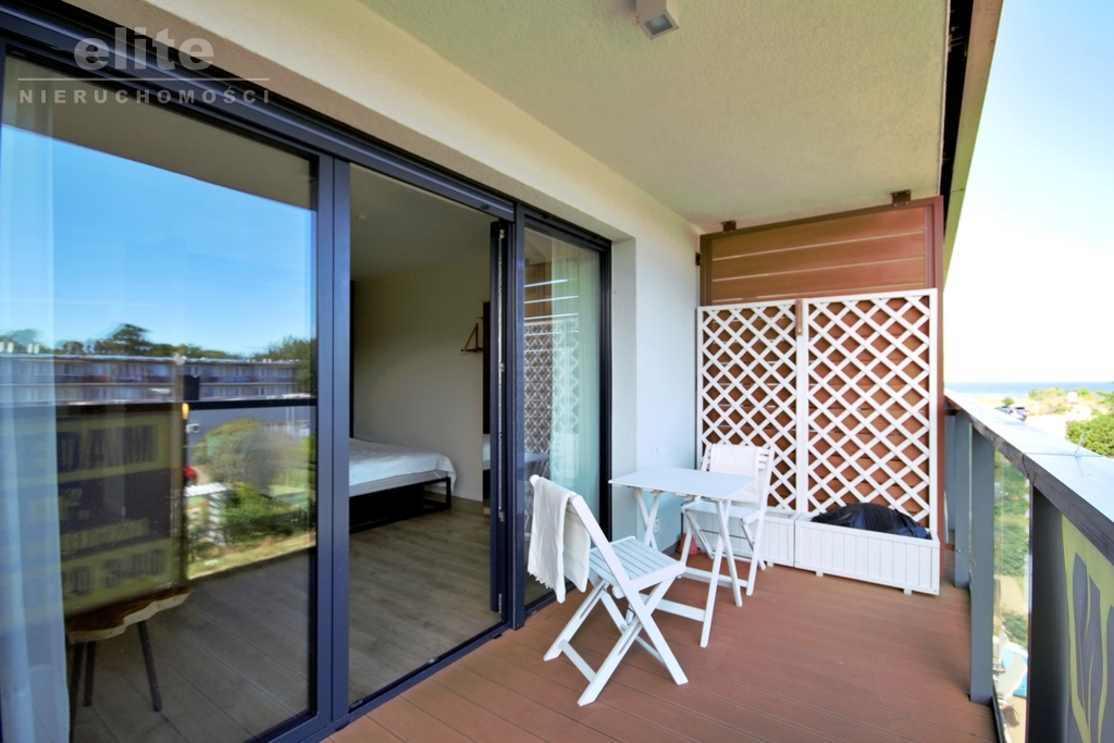 Dziwnów - Gardenia I linia zabudowy od morza plaży (3)