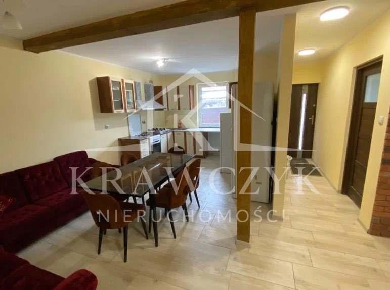 *Dom na wynajem dla 30 osób* (1)