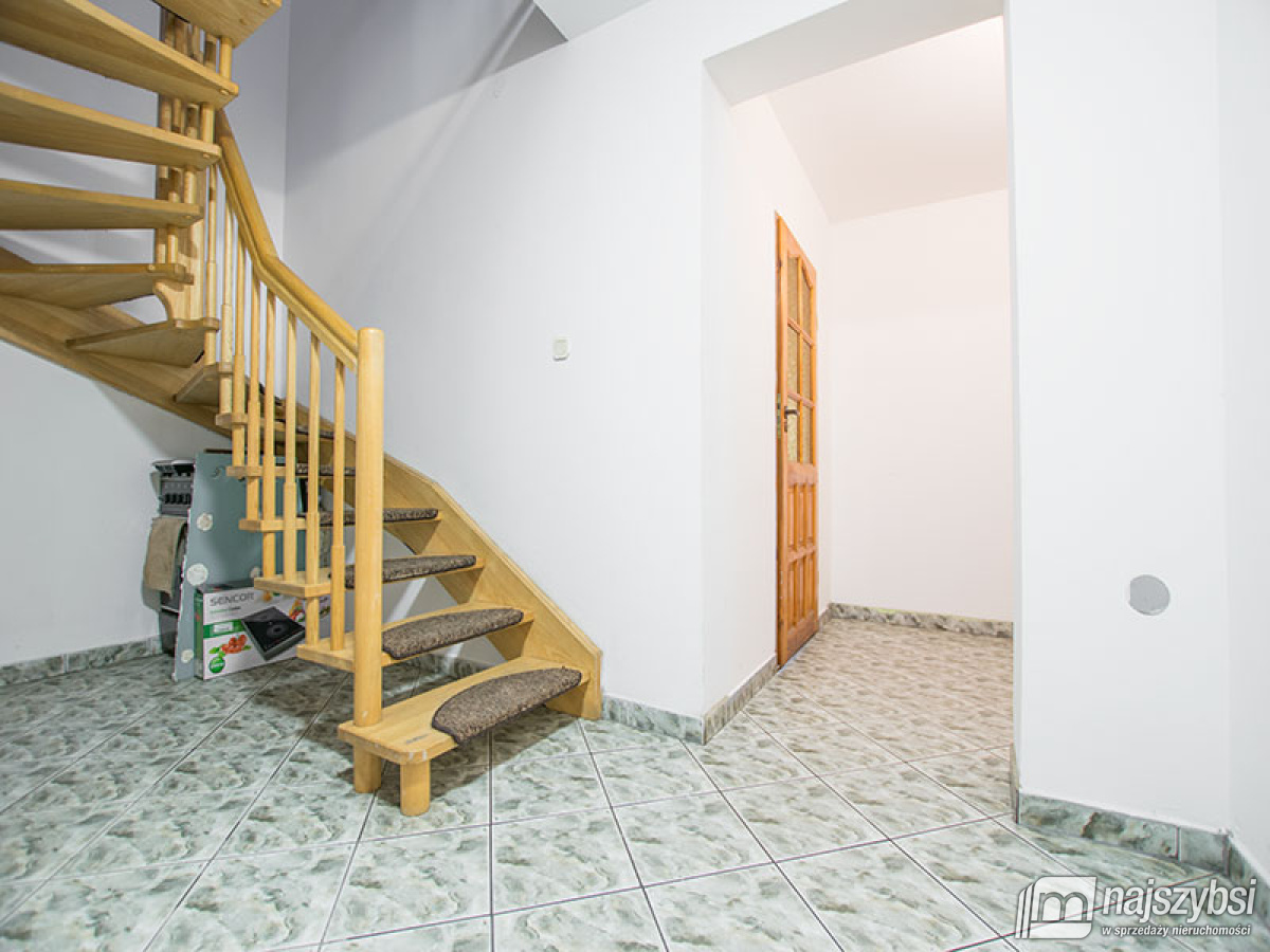 Goleniów -  nieruchomość komercyjna (mieszkanie +  (13)