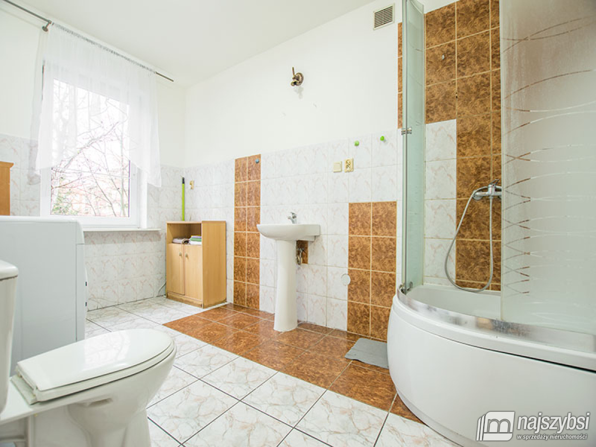 Goleniów -  nieruchomość komercyjna (mieszkanie +  (5)