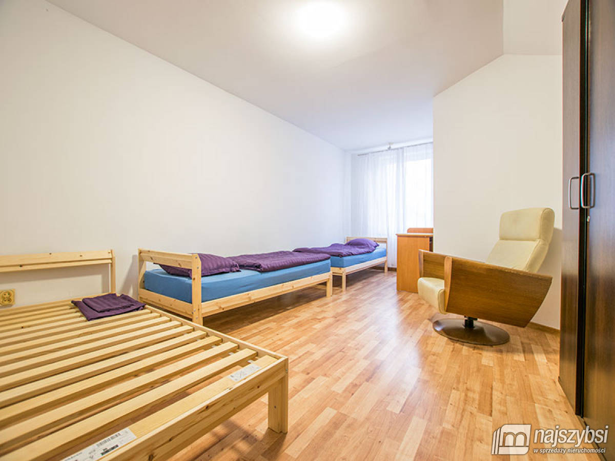 Goleniów -  nieruchomość komercyjna (mieszkanie +  (7)