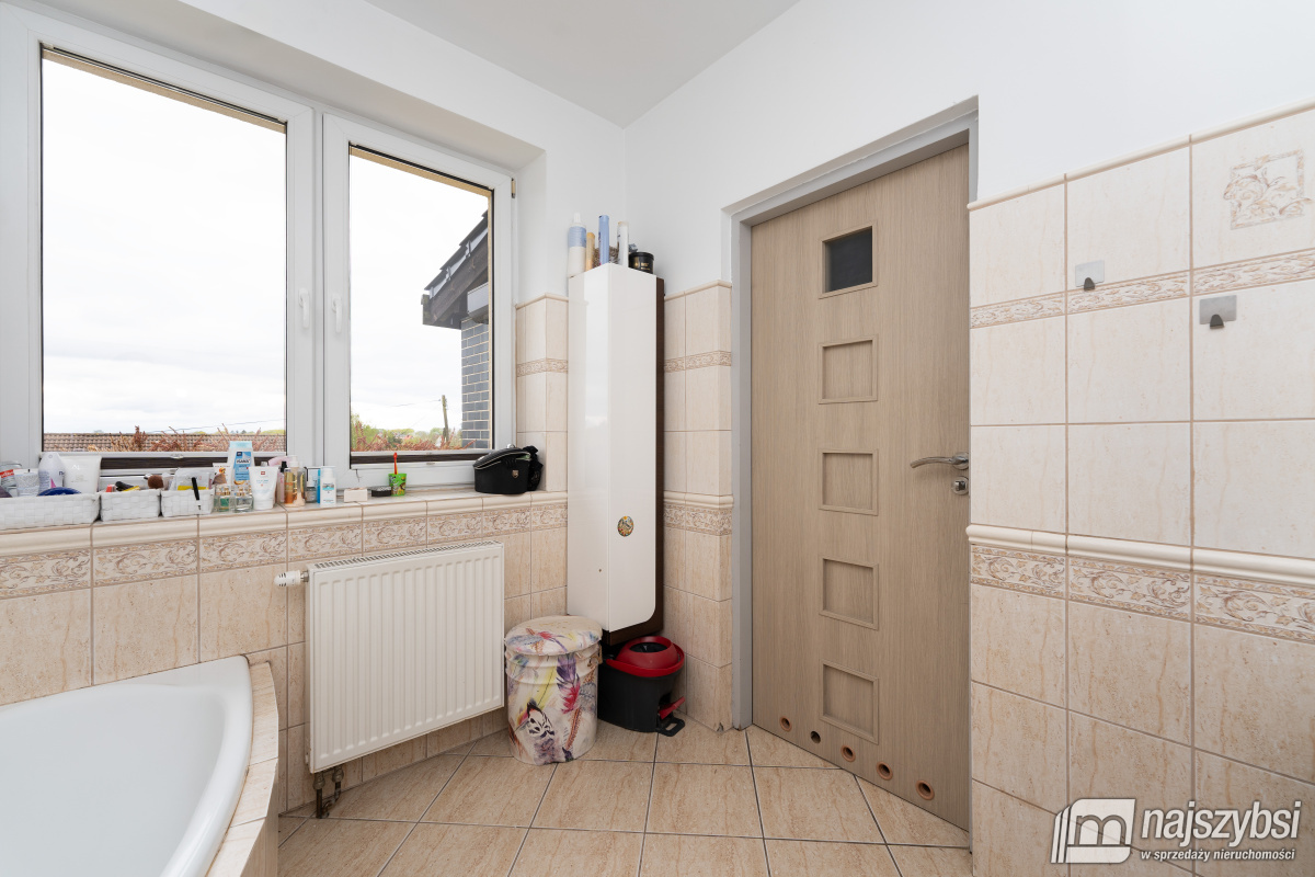 DRAWSKO POMORSKIE- DOM W SPOKOJNEJ OKOLICY  (16)