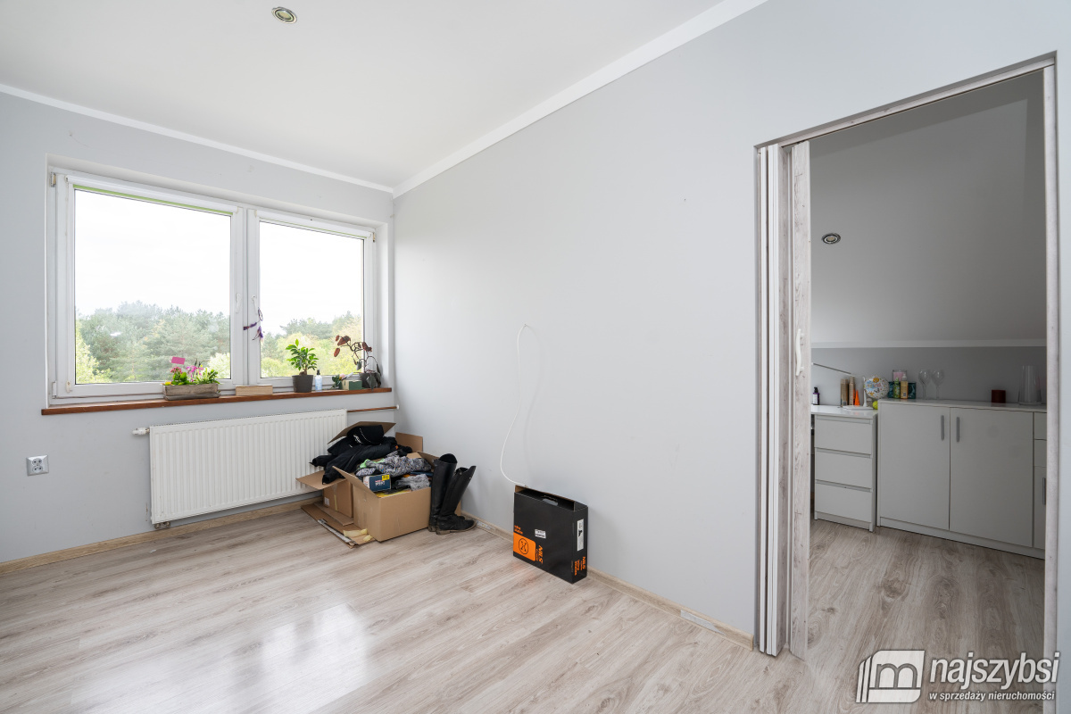 DRAWSKO POMORSKIE- DOM W SPOKOJNEJ OKOLICY  (21)