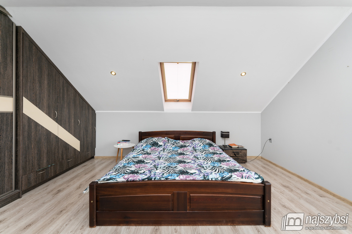 DRAWSKO POMORSKIE- DOM W SPOKOJNEJ OKOLICY  (25)