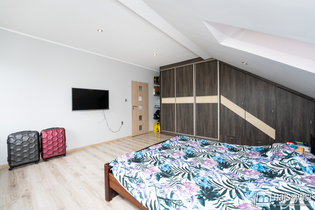 DRAWSKO POMORSKIE- DOM W SPOKOJNEJ OKOLICY  (26)