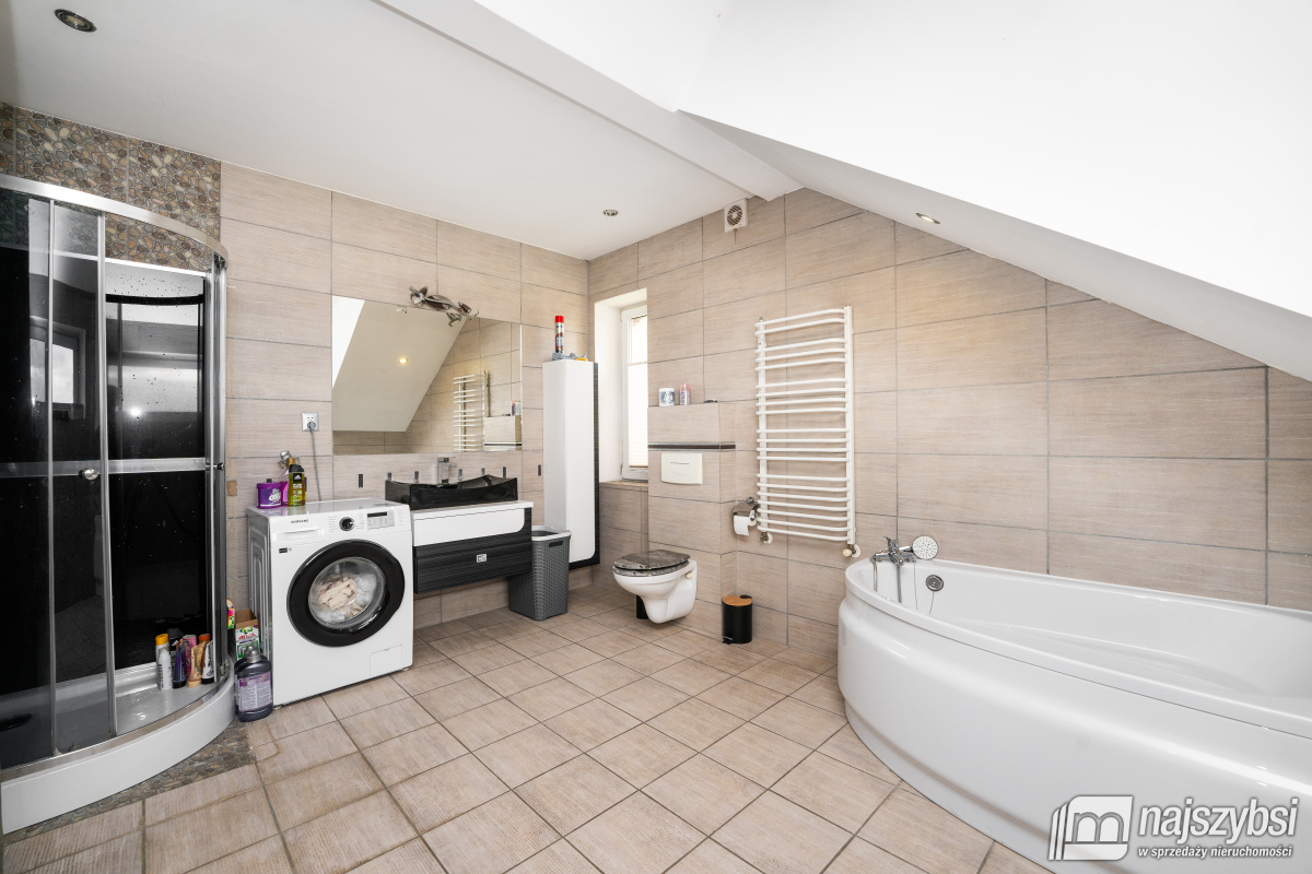 DRAWSKO POMORSKIE- DOM W SPOKOJNEJ OKOLICY  (28)