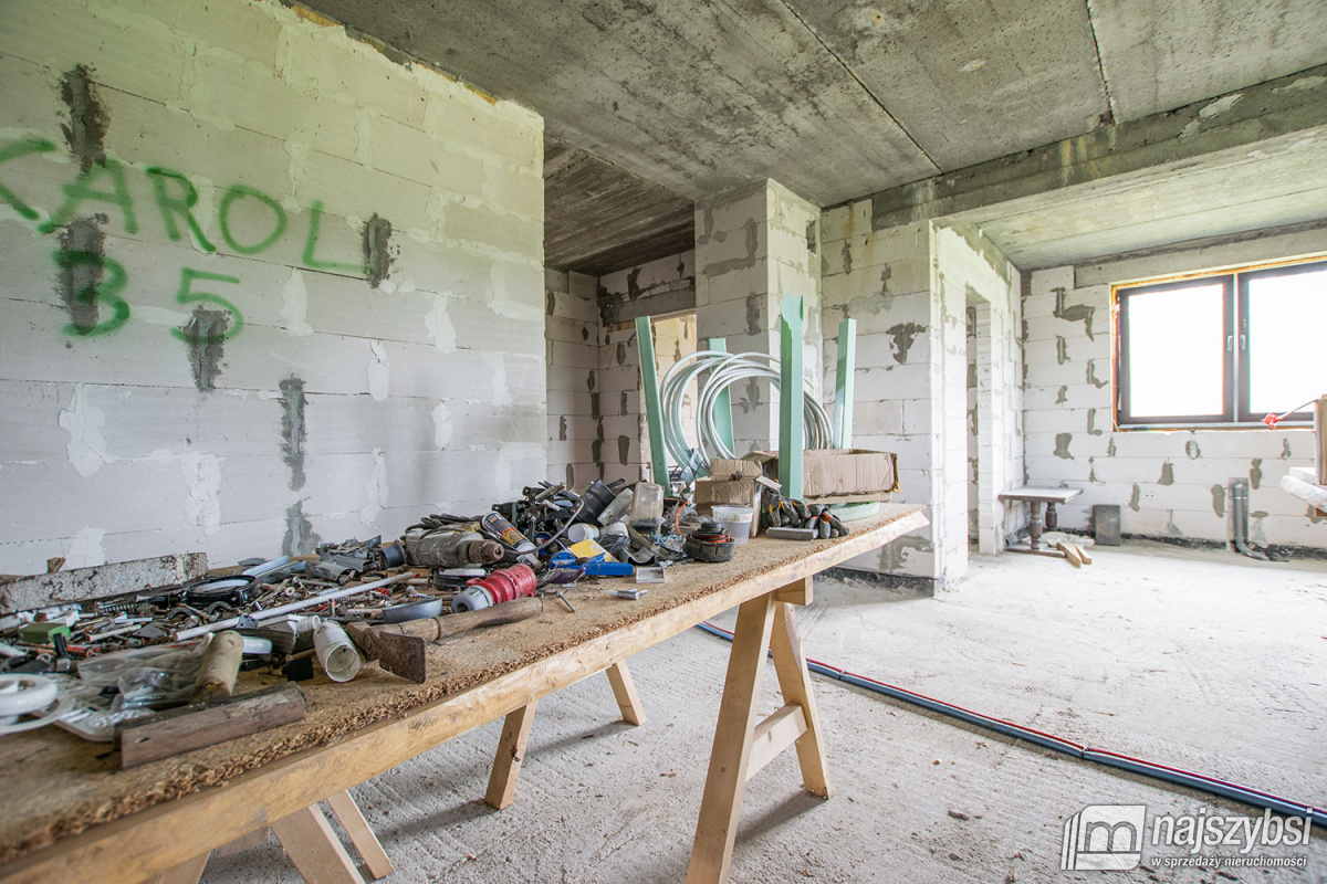 Barwice- dom na wsi w stanie surowym zamkniętym (12)