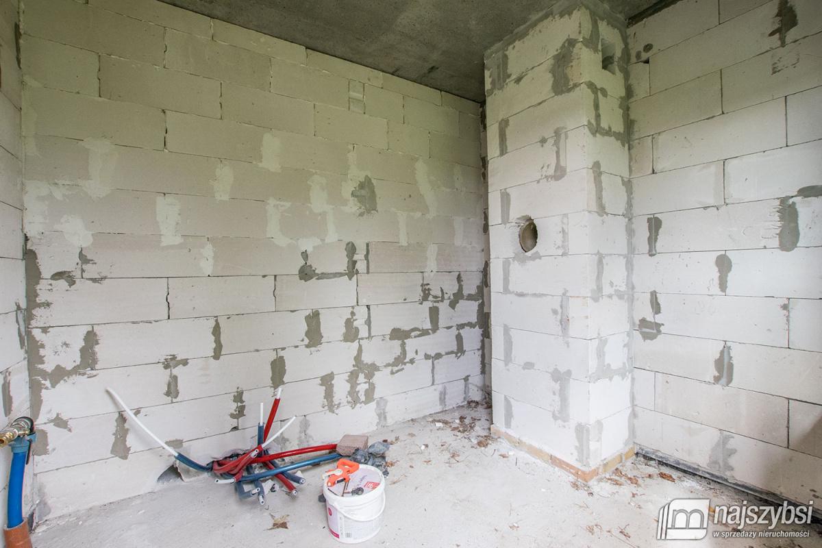 Barwice- dom na wsi w stanie surowym zamkniętym (13)