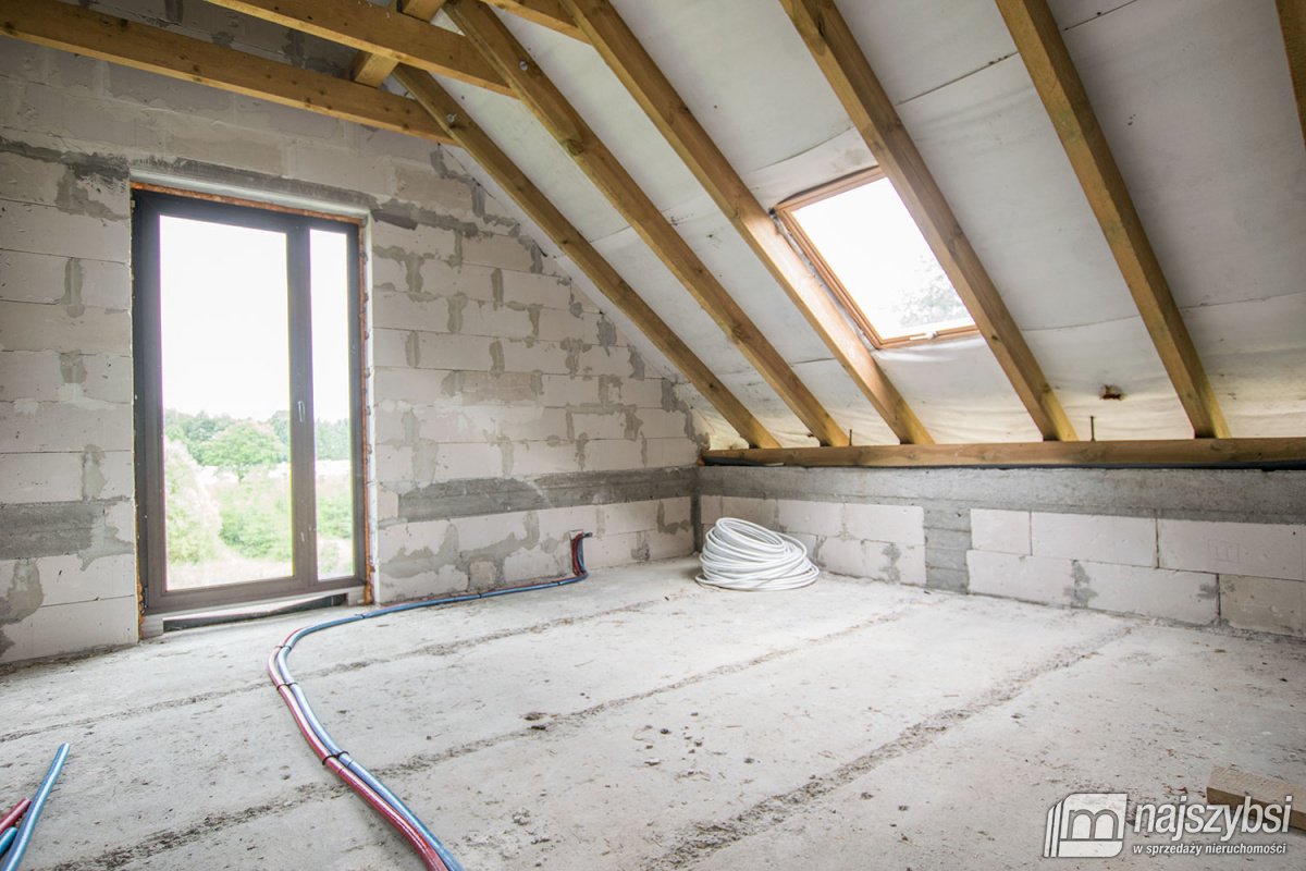 Barwice- dom na wsi w stanie surowym zamkniętym (14)