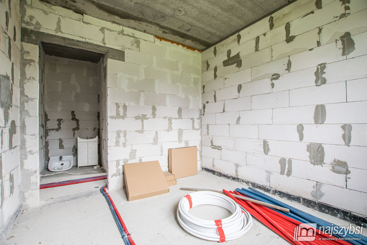 Barwice- dom na wsi w stanie surowym zamkniętym (7)