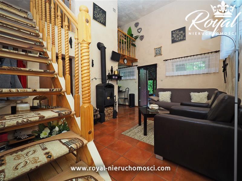 Dom obok jeziora i stawu w Mostowie (12)